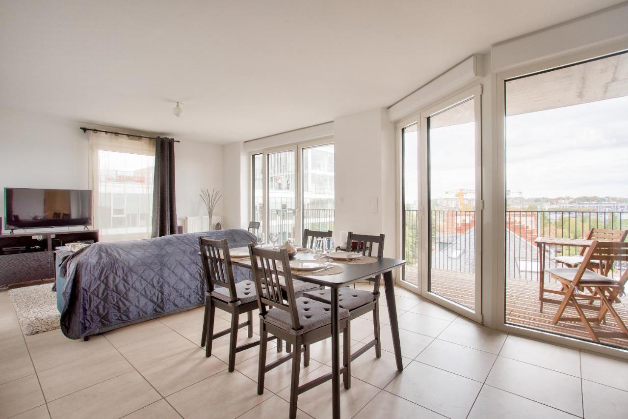 Escapade Sur L'Ile De Nantes Apartment Exterior photo